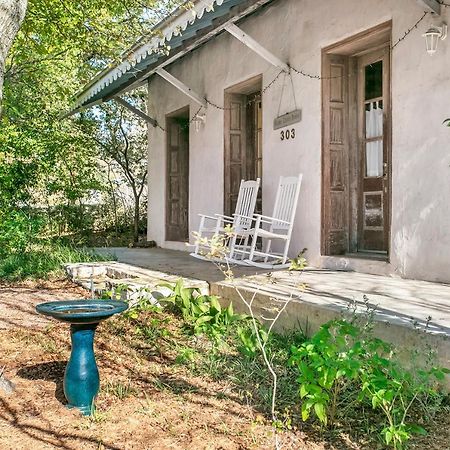 Vila Adams Travis - 1B1Ba, Pet Friendly With Fee, Walk To Main Fredericksburg Exteriér fotografie