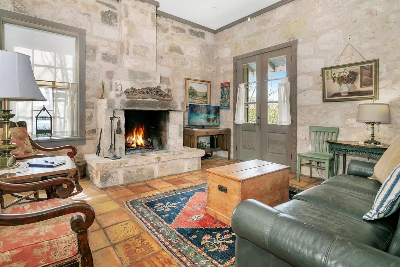 Vila Adams Travis - 1B1Ba, Pet Friendly With Fee, Walk To Main Fredericksburg Exteriér fotografie
