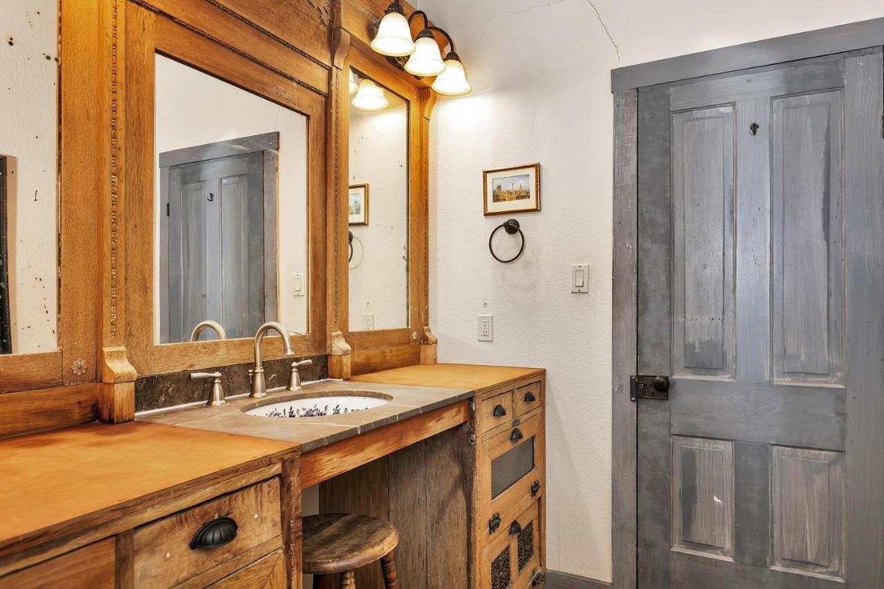 Vila Adams Travis - 1B1Ba, Pet Friendly With Fee, Walk To Main Fredericksburg Exteriér fotografie